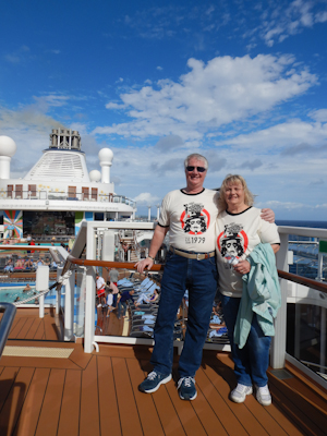 The travels of Beth and Steve: Our adventure to Christmas Cruise from 2019